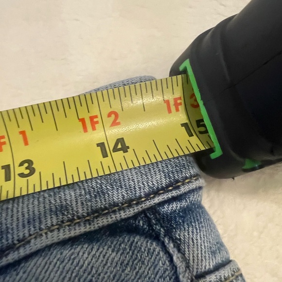 Denim Shorts size 8 - Picture 9 of 12